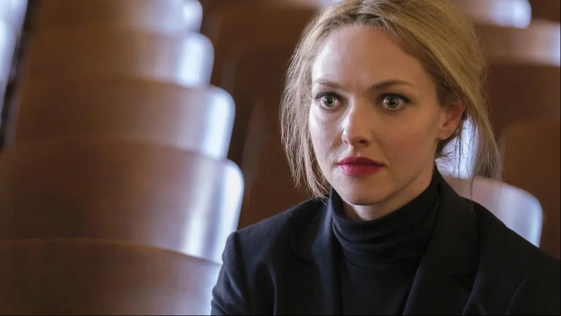 кадр из сериала выбывшая