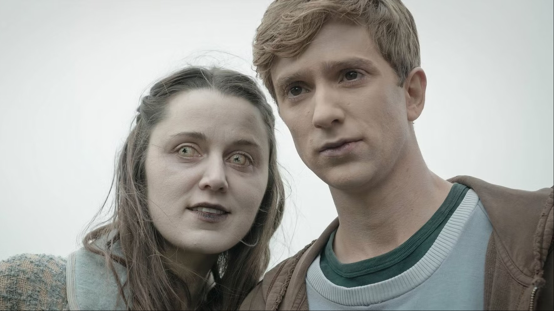 кадр из сериала «Во плоти»